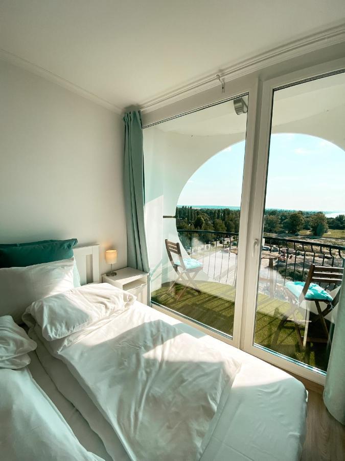 Marine Apartman By Bltn Siofok Ngoại thất bức ảnh