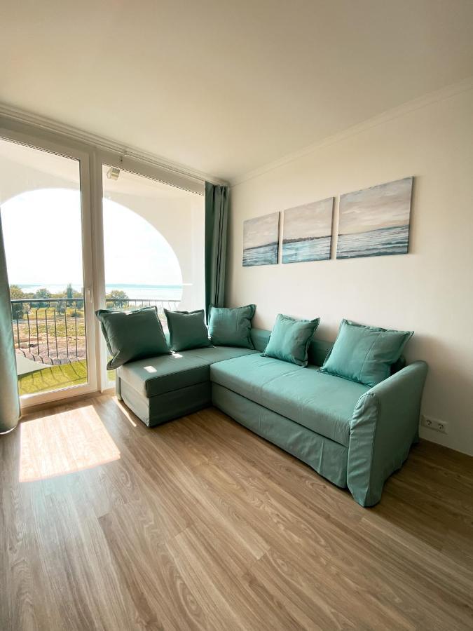 Marine Apartman By Bltn Siofok Ngoại thất bức ảnh